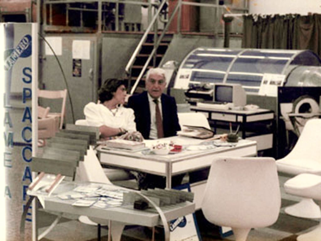 La nostra storia - Lamebo - Lame a spaccare Enrico e Gabriella Bocca "Semain du Cuir" a Parigi (1984)