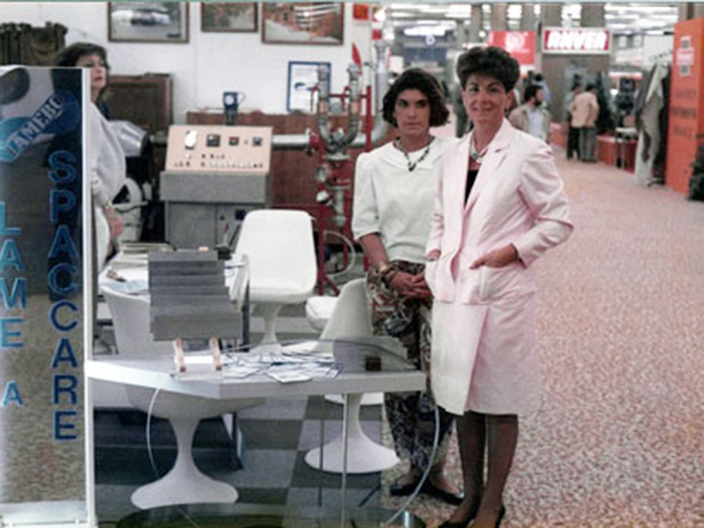 La nostra storia - Lamebo - Lame a spaccare Rita e Gabriella Bocca "Semain du Cuir" a Parigi (1984)